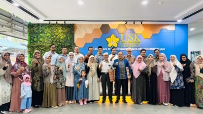 Jurusan Pendidikan Bahasa Inggris FKIP USK Lepas Dua Dosen Purnabakti